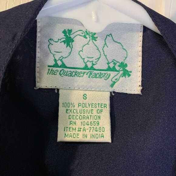 Quacker Factory Women's Holiday Vest Size S Navy Blue Sequins Snowman Christmas - Picture 9 of 10